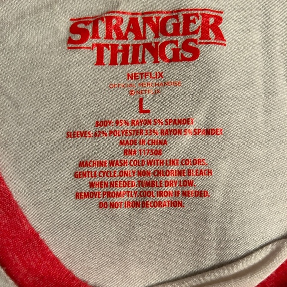 Stranger Things Tee-Shirt - Picture 5 of 5